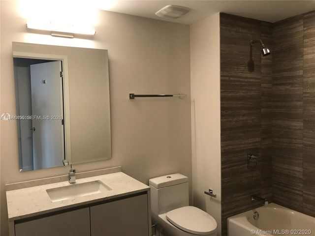 1010 Brickell Ave 2810, Miami, FL 33131