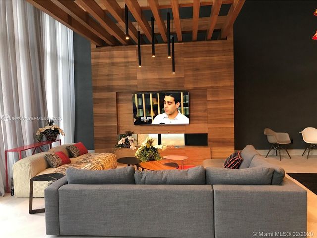 1010 Brickell Ave 2810, Miami, FL 33131