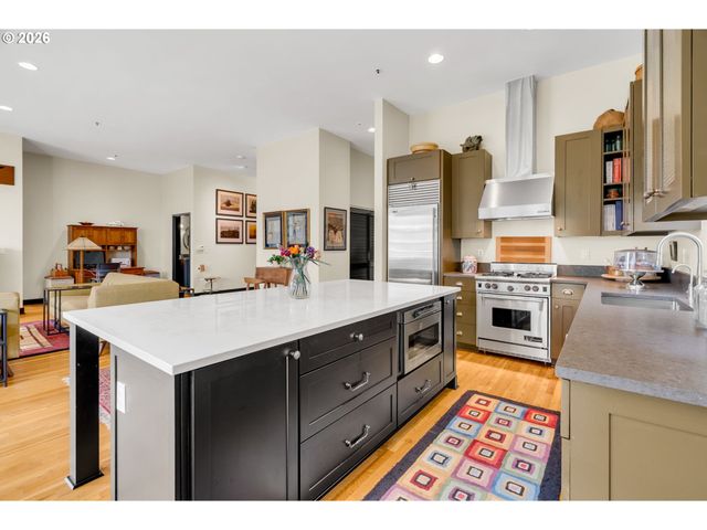 408 Nw 12TH Ave 604, Portland, OR 97209