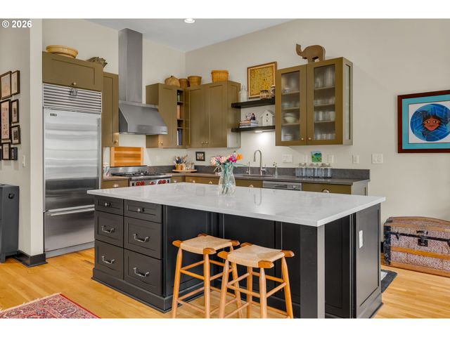 408 Nw 12TH Ave 604, Portland, OR 97209