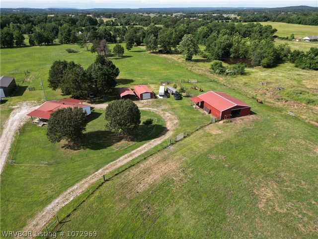 467646 E 1030 Road, Sallisaw, OK 74955