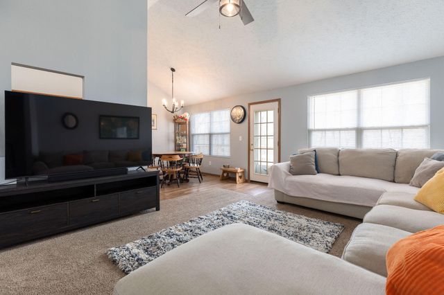 292 Canopy Drive, Spokane, MO 65754