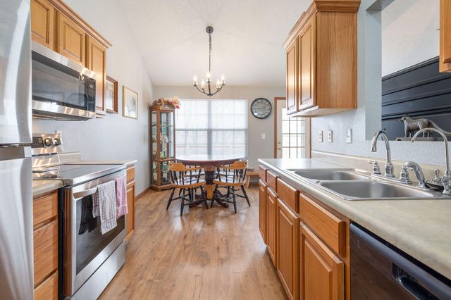 292 Canopy Drive, Spokane, MO 65754