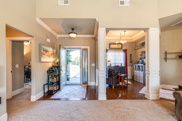 1851 Lochlann Dr, Culleoka, TN 38451