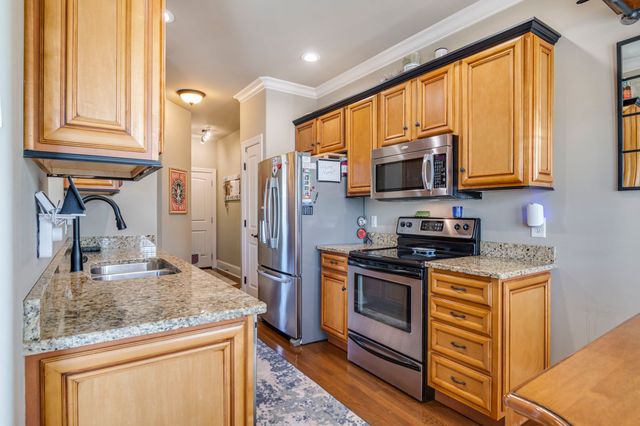 1851 Lochlann Dr, Culleoka, TN 38451