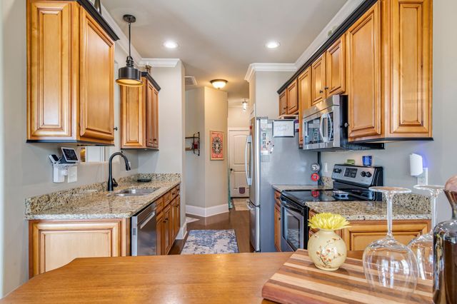 1851 Lochlann Dr, Culleoka, TN 38451