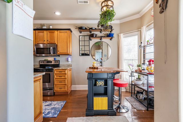 1851 Lochlann Dr, Culleoka, TN 38451