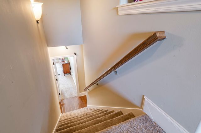 1851 Lochlann Dr, Culleoka, TN 38451