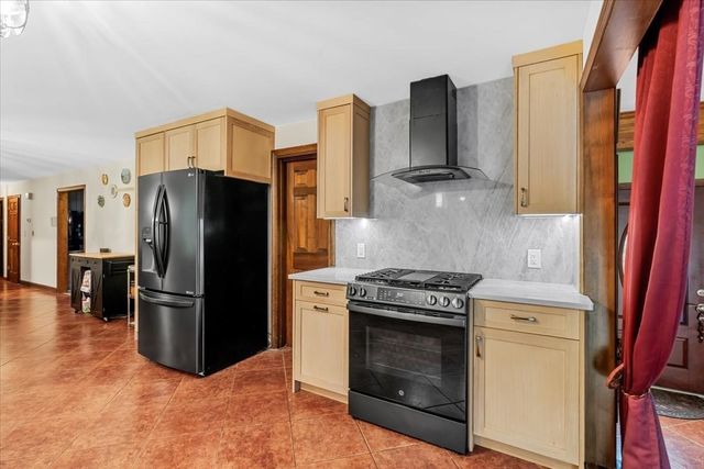 331 Mountain St, Sharon, MA 02067