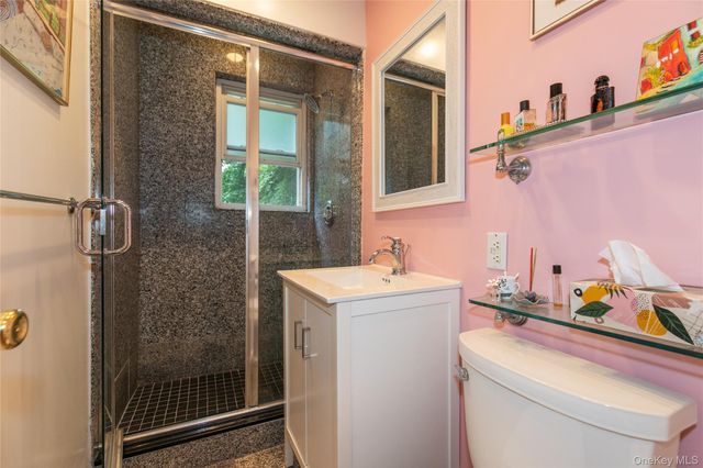 30 Stoner Avenue NW 2-O, Great Neck, NY 11021