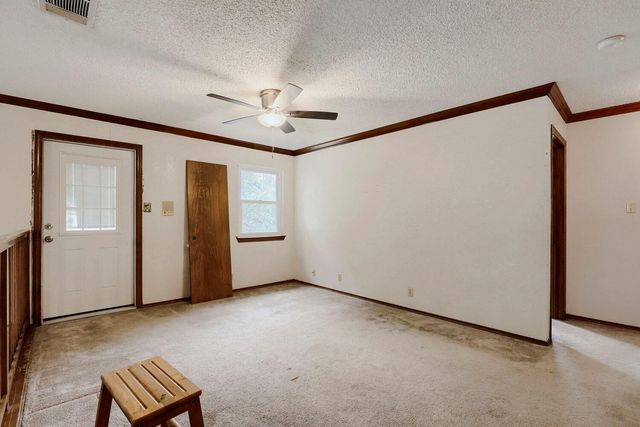 215 Dewberry CV, Buda, TX 78610