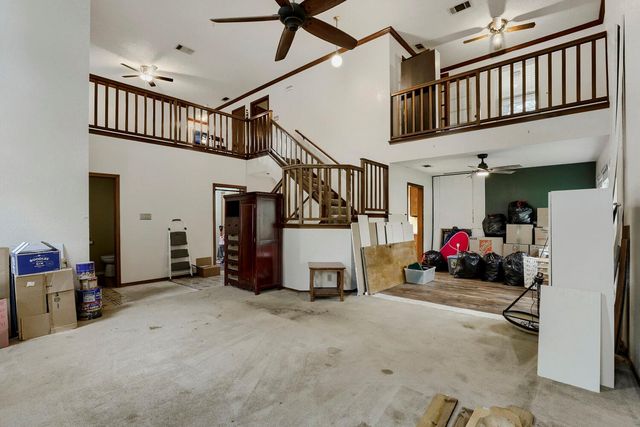 215 Dewberry CV, Buda, TX 78610