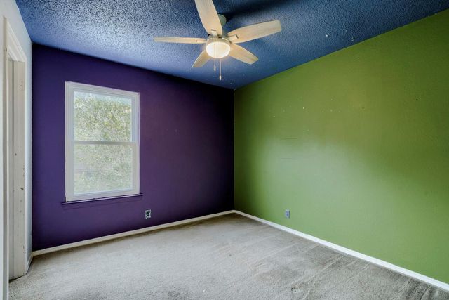 215 Dewberry CV, Buda, TX 78610