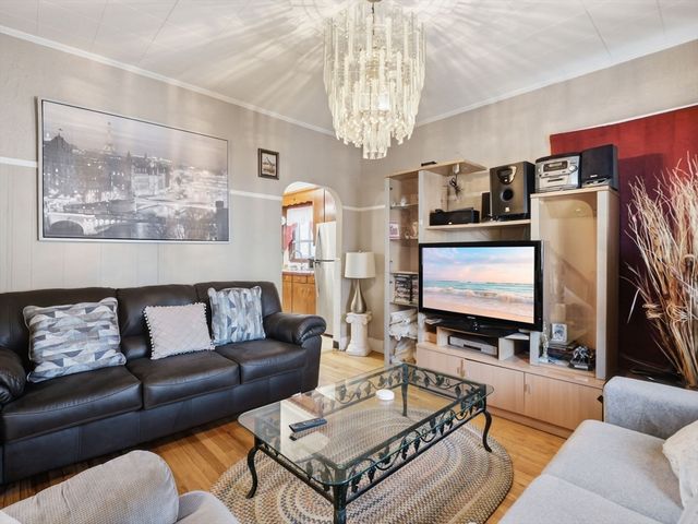 77 Lewis St, Everett, MA 02149