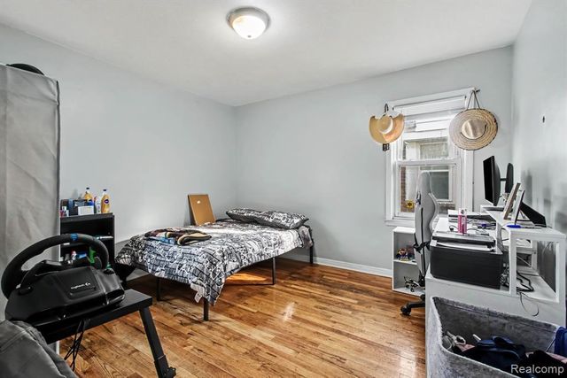 3145 S Liddesdale Street, Detroit, MI 48217
