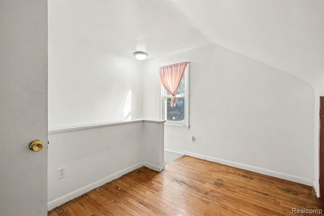 3145 S Liddesdale Street, Detroit, MI 48217