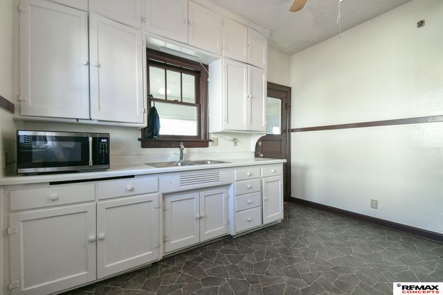 1524 S 7 th Street, Lincoln, NE 68502