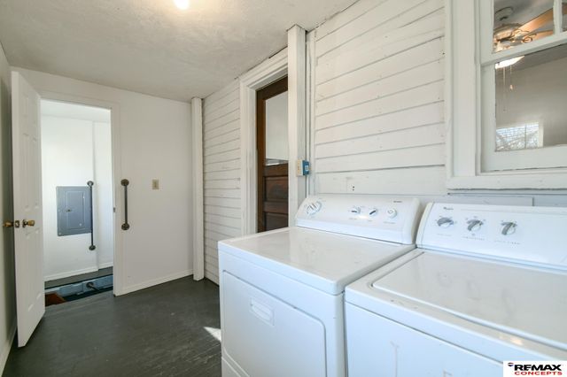 1524 S 7 th Street, Lincoln, NE 68502