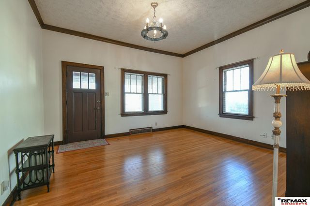 1524 S 7 th Street, Lincoln, NE 68502