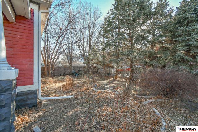 1524 S 7 th Street, Lincoln, NE 68502