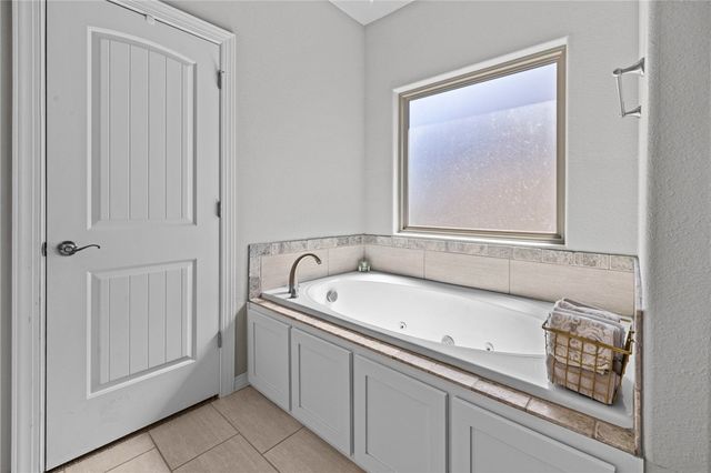 801 Bellmara Circle, Cave Springs, AR 72718