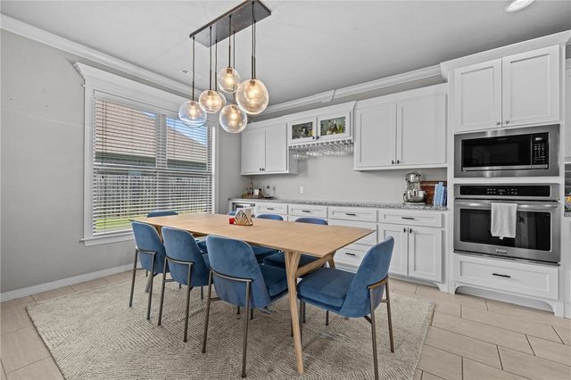 801 Bellmara Circle, Cave Springs, AR 72718