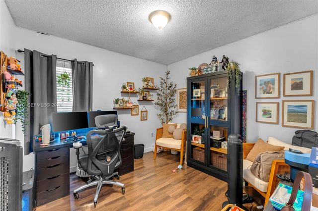 1050 NW 129th Avenue, Miami, FL 33182
