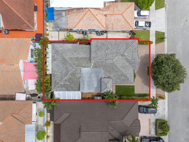 1050 NW 129th Avenue, Miami, FL 33182