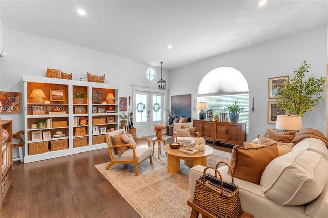 1050 NW 129th Avenue, Miami, FL 33182