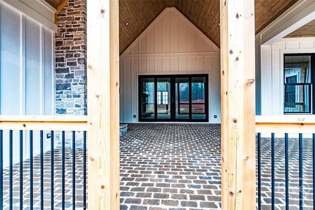 1991 Moores Ford Road, Bogart, GA 30622