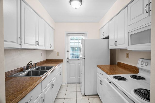 322 N Federal Hwy 125, Deerfield Beach, FL 33441