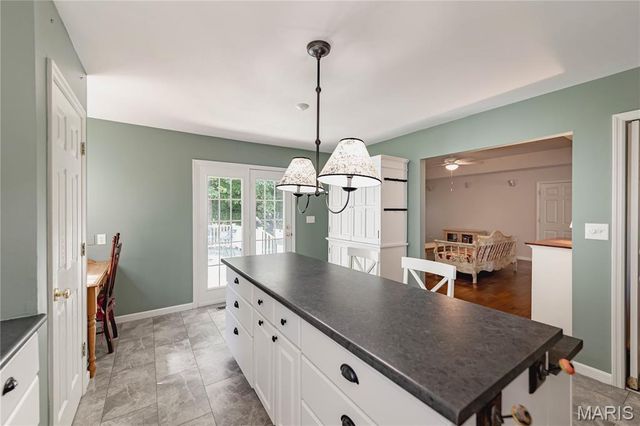 3067 Crystal Lake Drive, St Louis, MO 63129