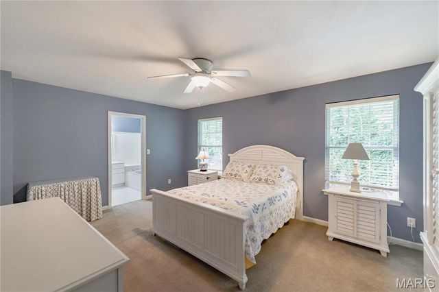 3067 Crystal Lake Drive, St Louis, MO 63129