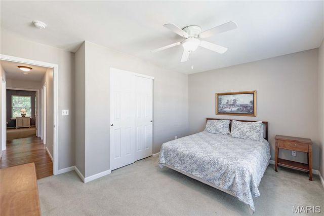 3067 Crystal Lake Drive, St Louis, MO 63129
