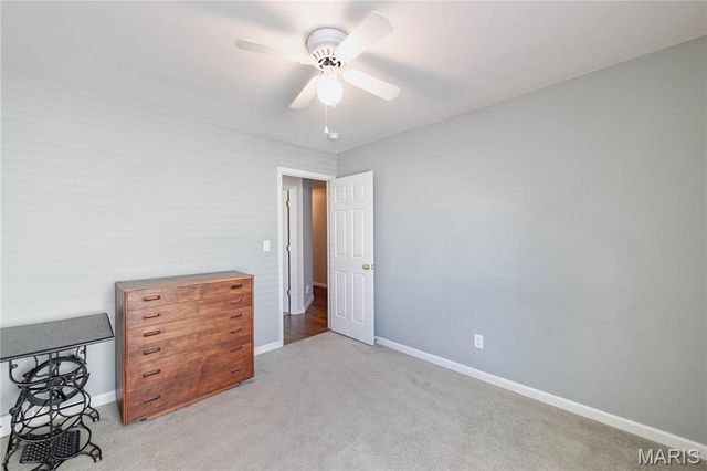 3067 Crystal Lake Drive, St Louis, MO 63129