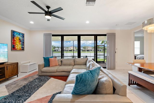 13809 Imperial Topaz Trail, Delray Beach, FL 33446