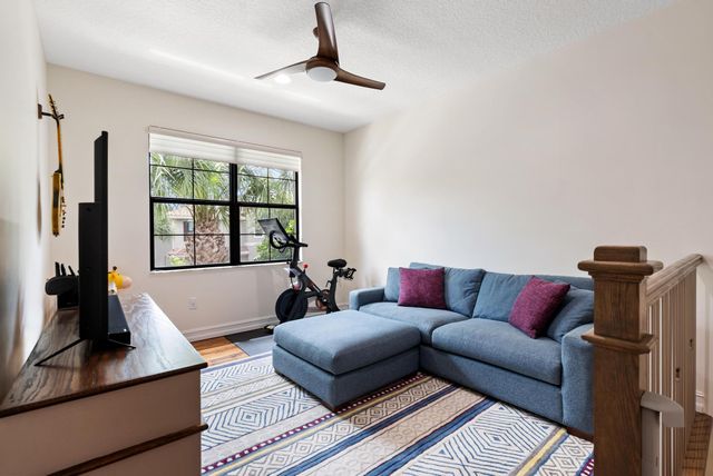 13809 Imperial Topaz Trail, Delray Beach, FL 33446