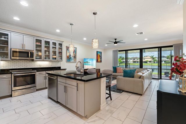 13809 Imperial Topaz Trail, Delray Beach, FL 33446