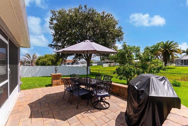 4025 SW Kadlic Street, Port St. Lucie, FL 34953