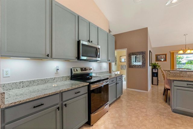 4025 SW Kadlic Street, Port St. Lucie, FL 34953