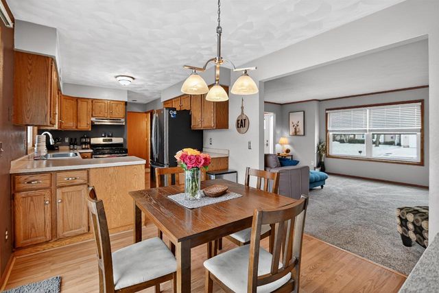 1604 Rustic Drive, Sun Prairie, WI 53590