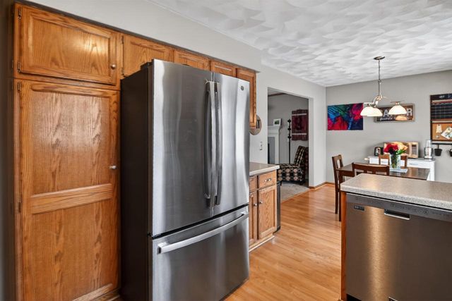 1604 Rustic Drive, Sun Prairie, WI 53590