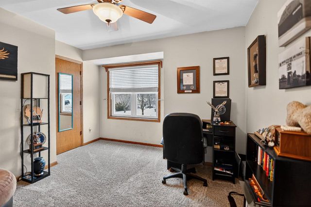 1604 Rustic Drive, Sun Prairie, WI 53590