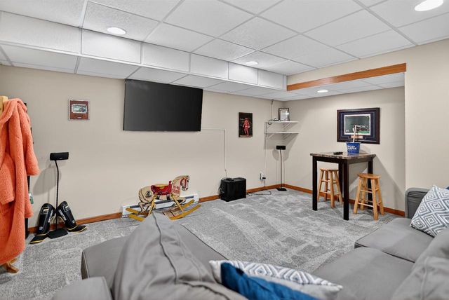 1604 Rustic Drive, Sun Prairie, WI 53590