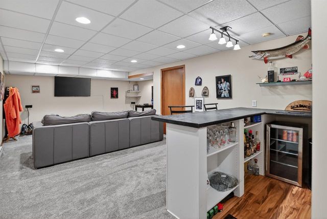 1604 Rustic Drive, Sun Prairie, WI 53590