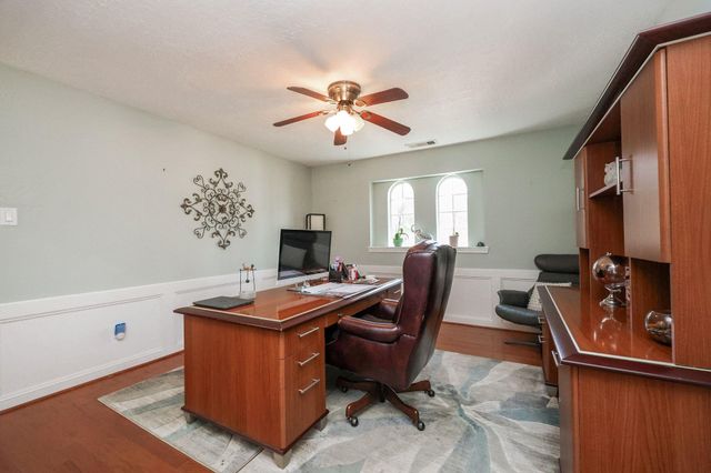 3430 Candleridge Drive, Spring, TX 77388