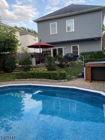 213 Edgar Pl, Elizabeth City, NJ 07202