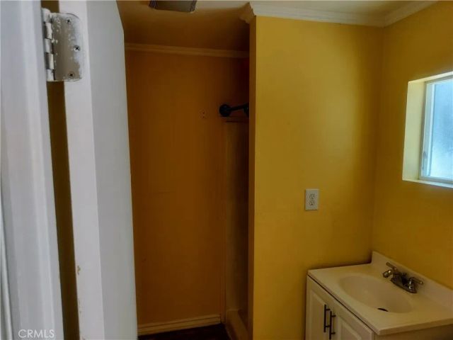 14833 Victory, Van Nuys, CA 91411