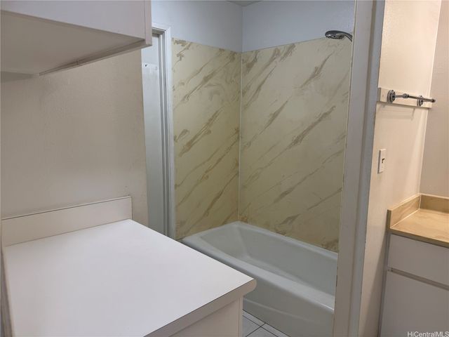 94-1059 Oli Loop B7, Waipahu, HI 96797