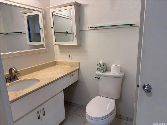 94-1059 Oli Loop B7, Waipahu, HI 96797